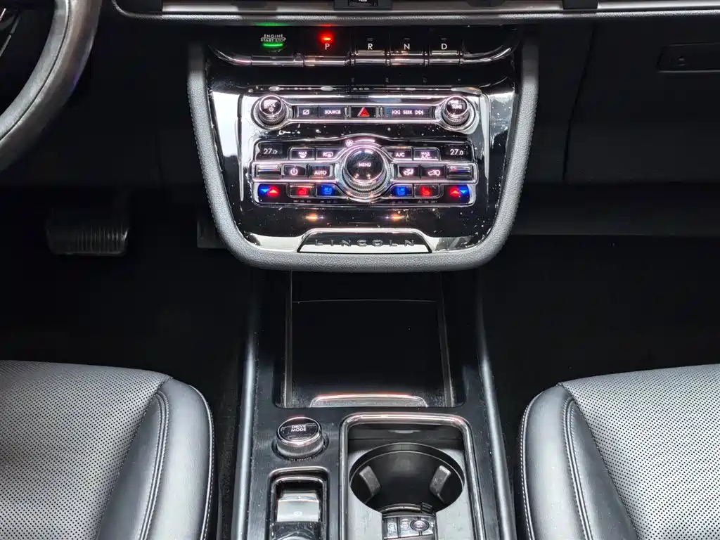 Lincoln Liberator 2020 2.0T Two-Wheel Drive Premium Edition 2020 - thumbnail 11