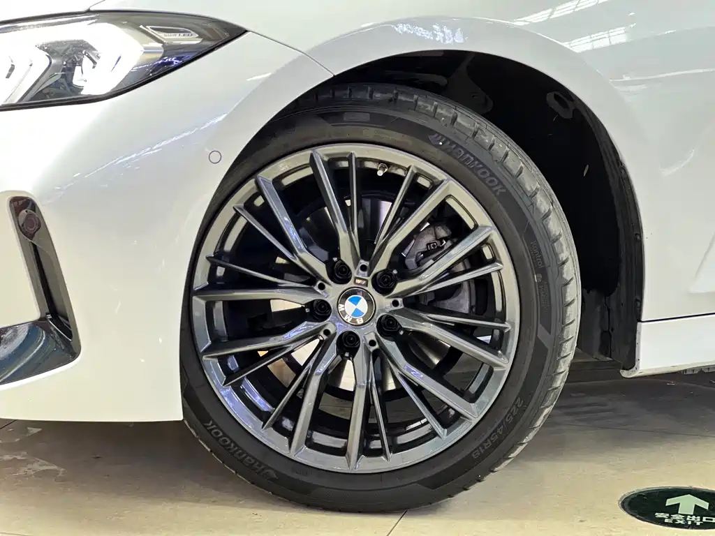 BMW BMW 3 Series 2024 325Li M Sport Shadow Night Package 2024 - thumbnail 25