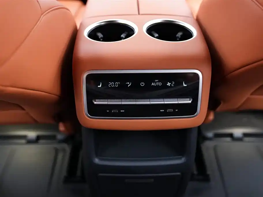 Li Auto Li L8 2023 Pro 2023 - thumbnail 14