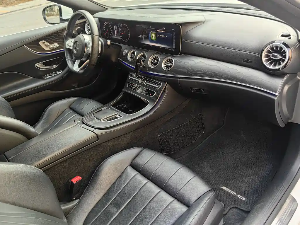 Mercedes-Benz Mercedes-Benz E-Class Coupe 2019 E 200 4MATIC 2019 - thumbnail 11
