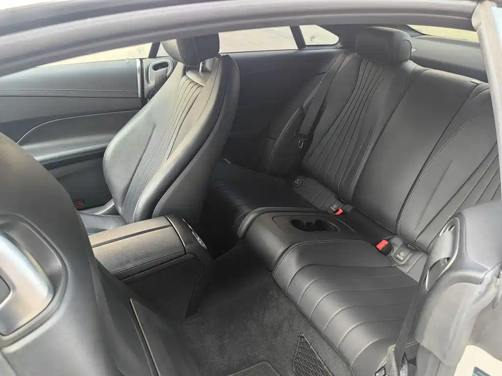 Mercedes-Benz Mercedes-Benz E-Class Coupe 2019 E 200 4MATIC 2019 - thumbnail 15