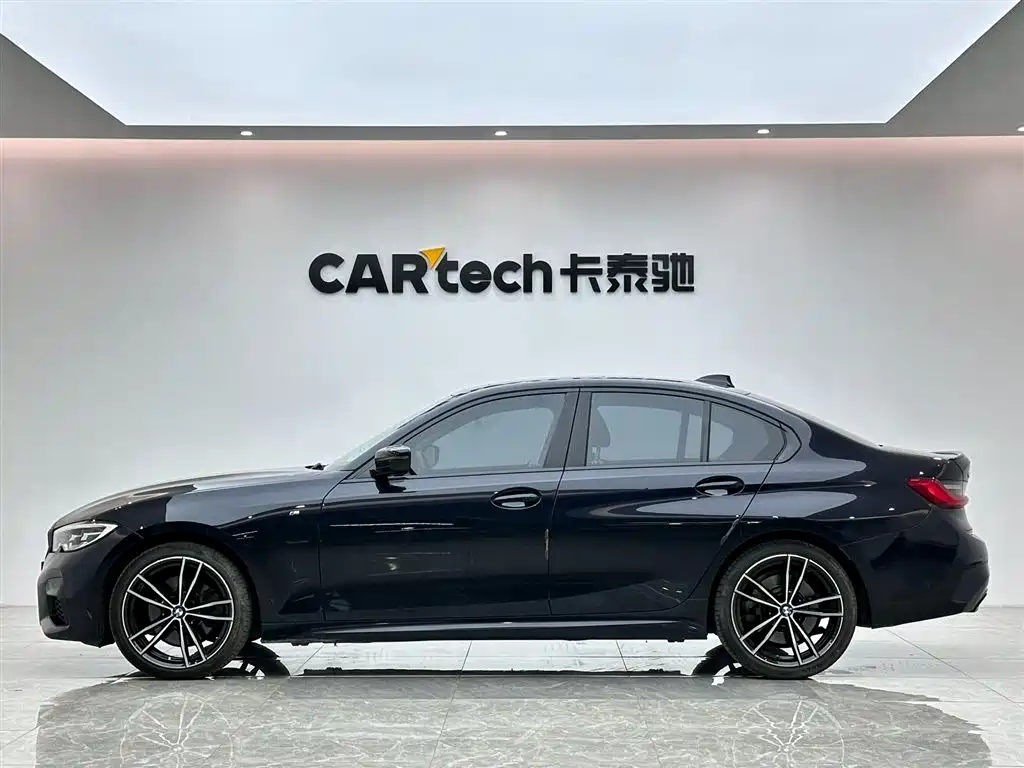 BMW BMW 3 Series 2020 330i M Sport Shadow Night Package 2020 - thumbnail 2