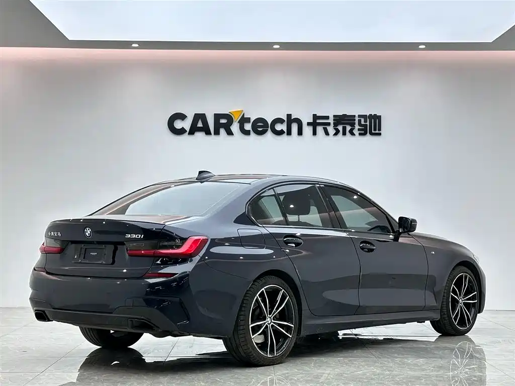 BMW BMW 3 Series 2020 330i M Sport Shadow Night Package 2020 - thumbnail 5