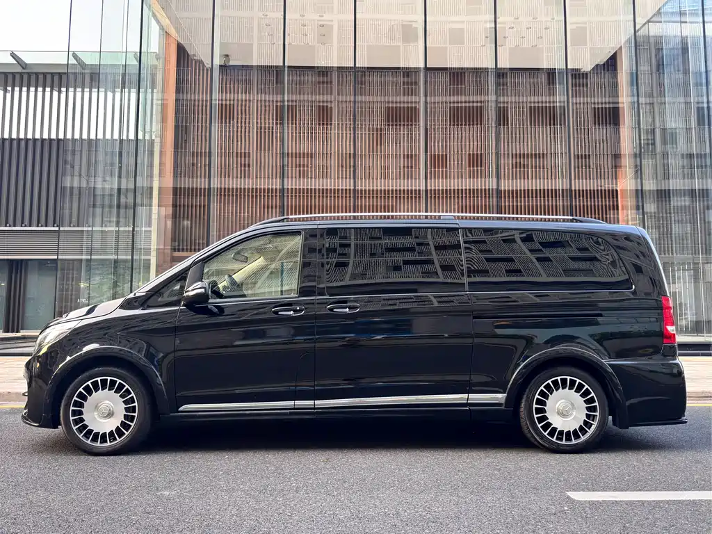 Mercedes-Benz Mercedes-Benz V-Class (Imported) 2019 Model V 250 Long Wheelbase Middle East Version 2019 - thumbnail 3