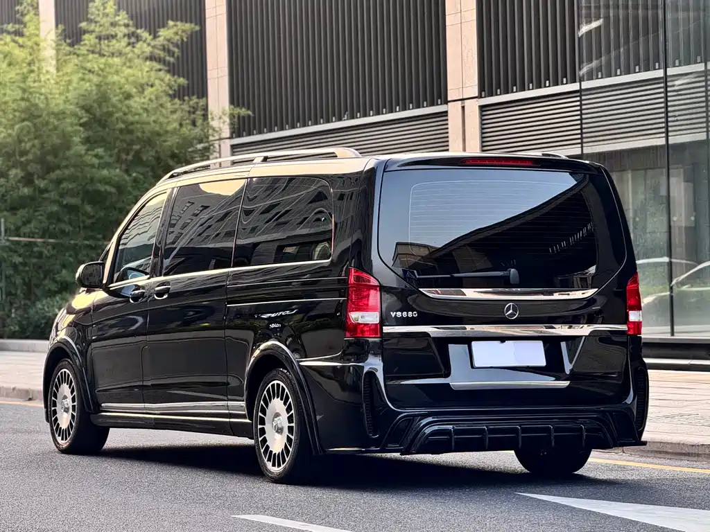 Mercedes-Benz Mercedes-Benz V-Class (Imported) 2019 Model V 250 Long Wheelbase Middle East Version 2019 - thumbnail 4