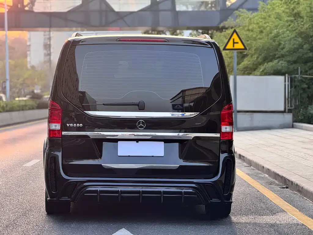Mercedes-Benz Mercedes-Benz V-Class (Imported) 2019 Model V 250 Long Wheelbase Middle East Version 2019 - thumbnail 6
