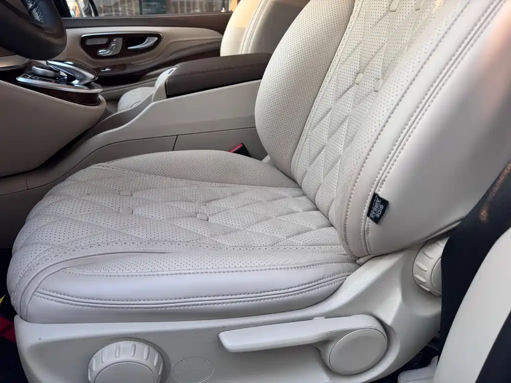 Mercedes-Benz Mercedes-Benz V-Class (Imported) 2019 Model V 250 Long Wheelbase Middle East Version 2019 - thumbnail 14