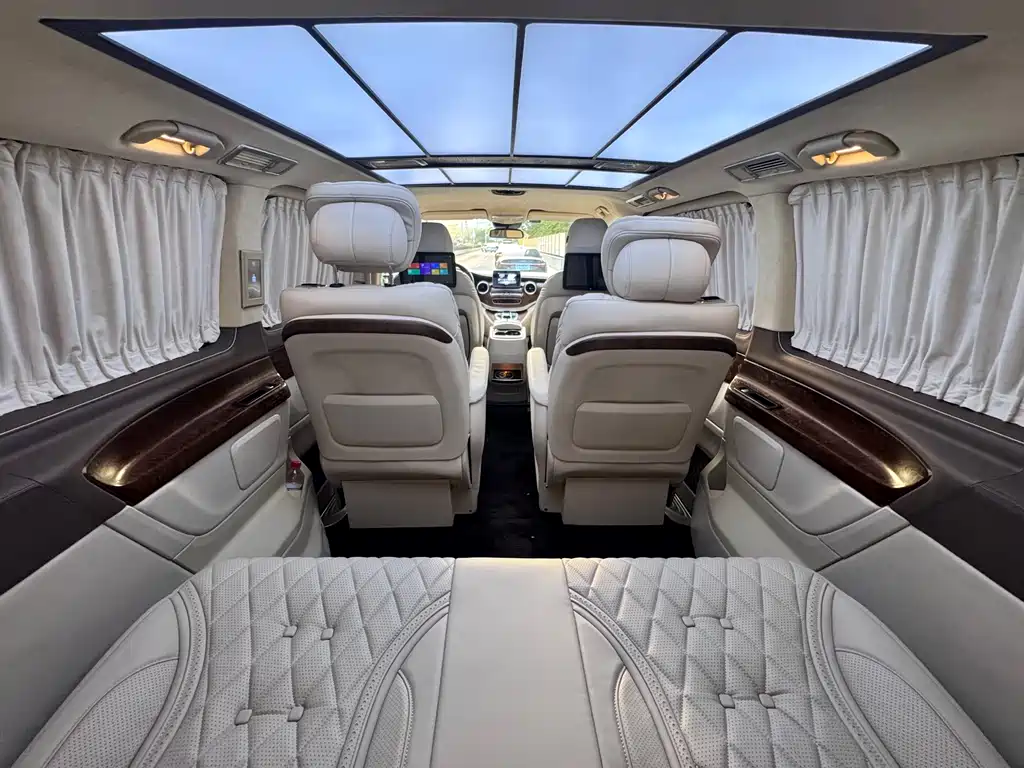 Mercedes-Benz Mercedes-Benz V-Class (Imported) 2019 Model V 250 Long Wheelbase Middle East Version 2019 - thumbnail 28