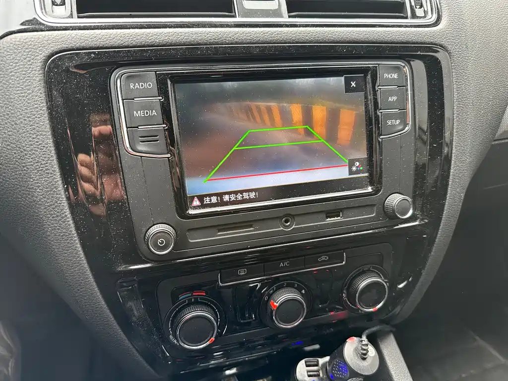 Volkswagen Volkswagen Sagitar 2018 1.6L Automatic Comfort Edition 2018 - thumbnail 12