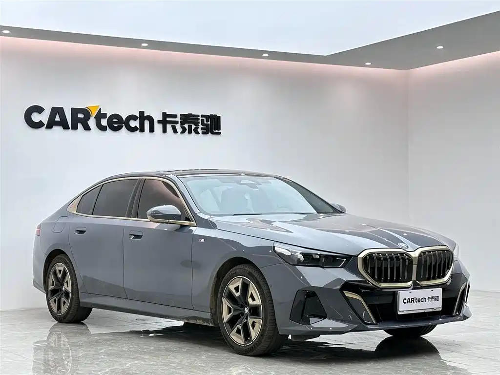 BMW BMW 5 Series 2024 525Li M Sport Package 2024 - thumbnail 6