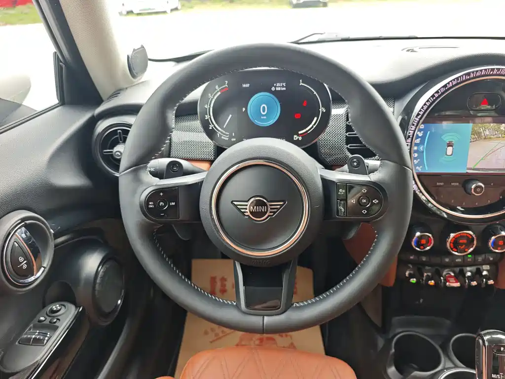 MINI MINI 2022 2.0T COOPER S Artist 2021 - thumbnail 16