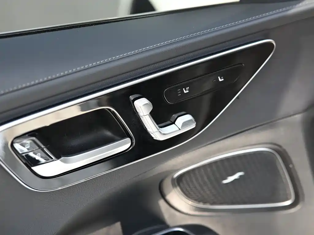 Mercedes-Benz Mercedes-Benz C-Class 2024 C 260 L Sport Edition 2023 - thumbnail 10