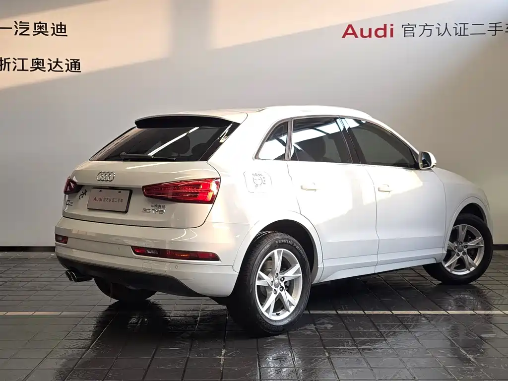 Audi Audi Q3 2017 30 TFSI Fashion Edition 2017 - thumbnail 2