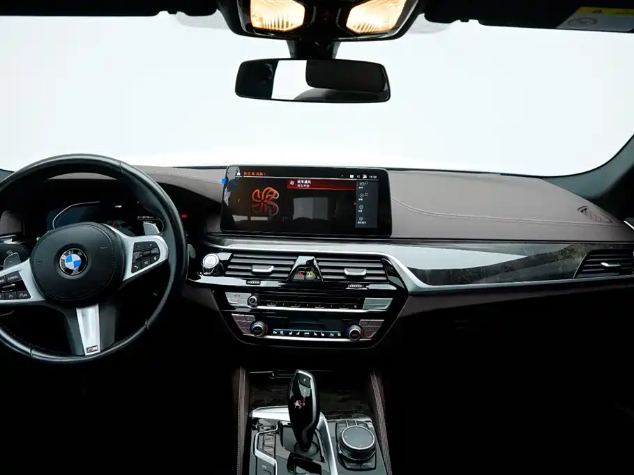 BMW BMW 5 Series 2021 Facelift 530Li M Sport Package 2021 - thumbnail 3