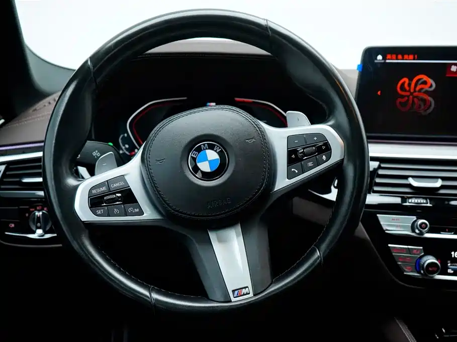BMW BMW 5 Series 2021 Facelift 530Li M Sport Package 2021 - thumbnail 21