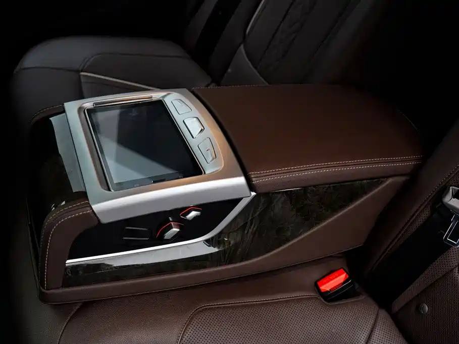 BMW BMW 5 Series 2021 Facelift 530Li M Sport Package 2021 - thumbnail 27