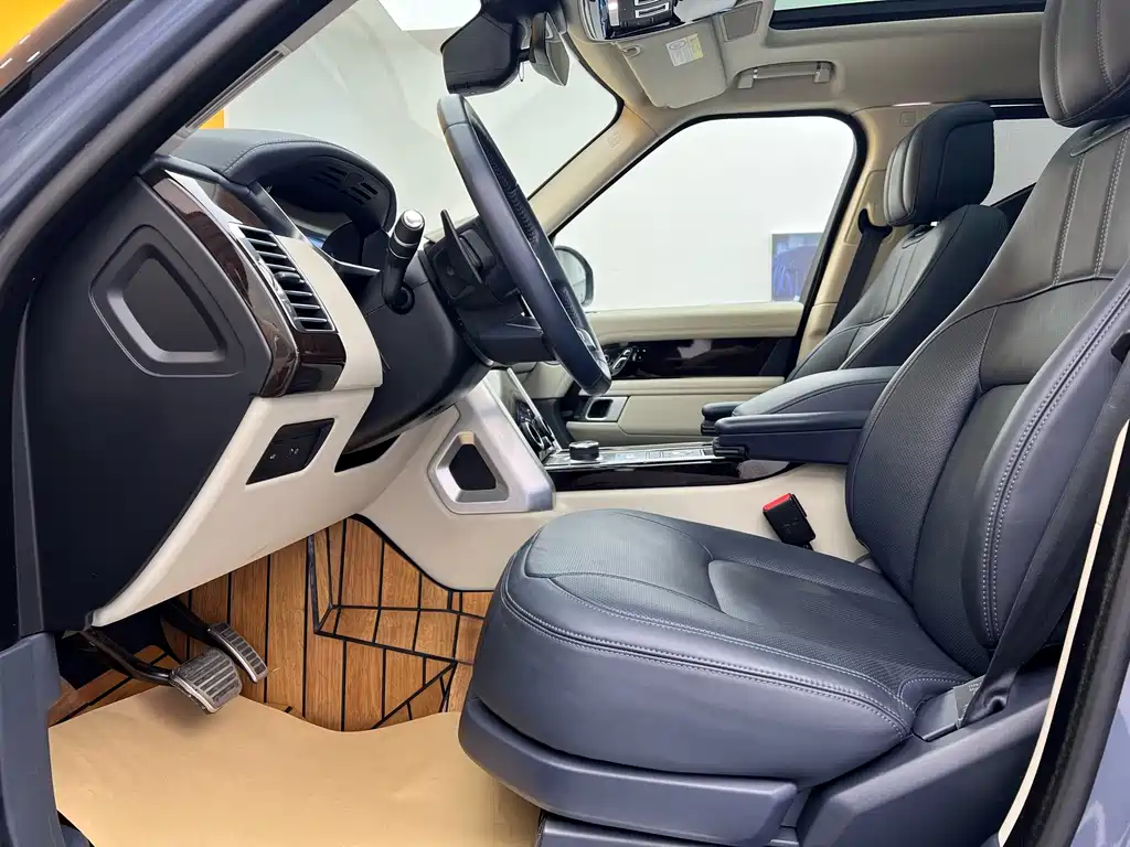 Land Rover Range Rover 2021 3.0 L6 Autobiography Long Wheelbase Classic Edition 2022 - thumbnail 7