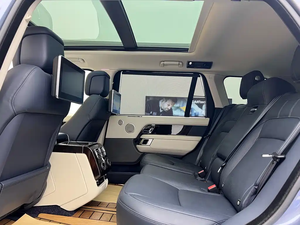 Land Rover Range Rover 2021 3.0 L6 Autobiography Long Wheelbase Classic Edition 2022 - thumbnail 14