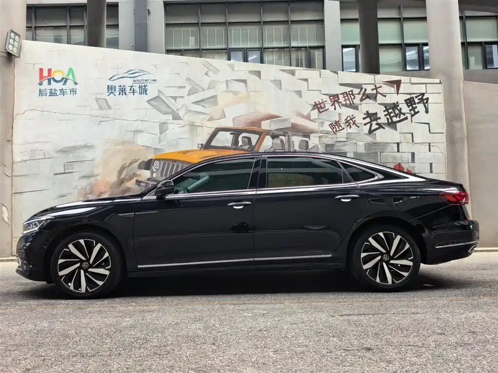 Volkswagen Volkswagen Passat 2023 Model Year Facelift 380TSI Luxury Edition 2023 - thumbnail 3