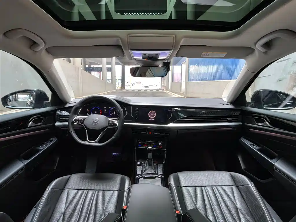 Volkswagen Volkswagen Passat 2023 Model Year Facelift 380TSI Luxury Edition 2023 - thumbnail 9