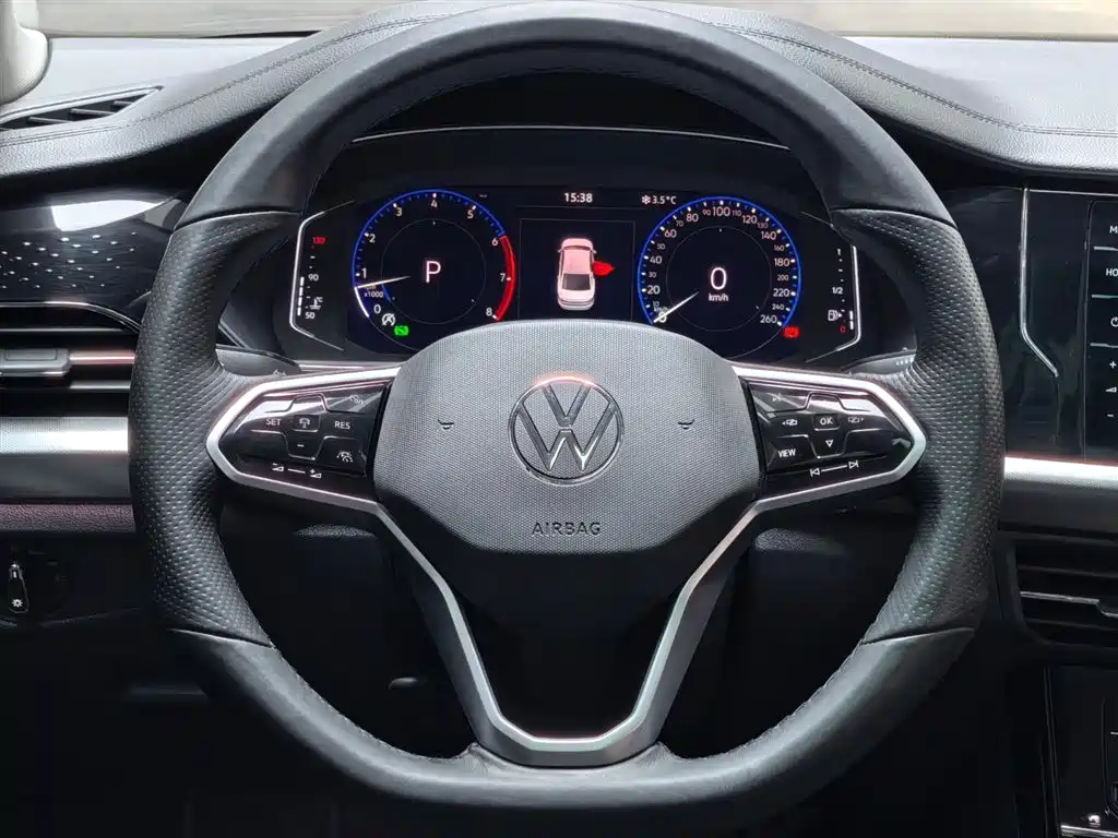 Volkswagen Volkswagen Passat 2023 Model Year Facelift 380TSI Luxury Edition 2023 - thumbnail 15
