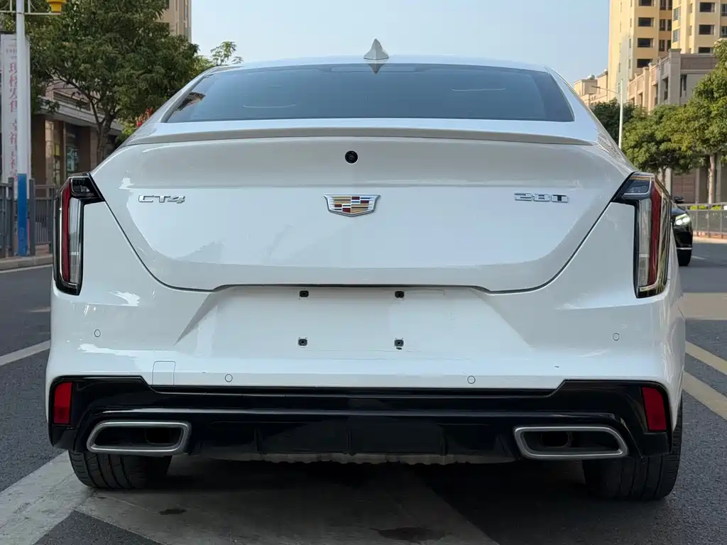Cadillac Cadillac CT4 2022 28T Luxury 2022 - thumbnail 4