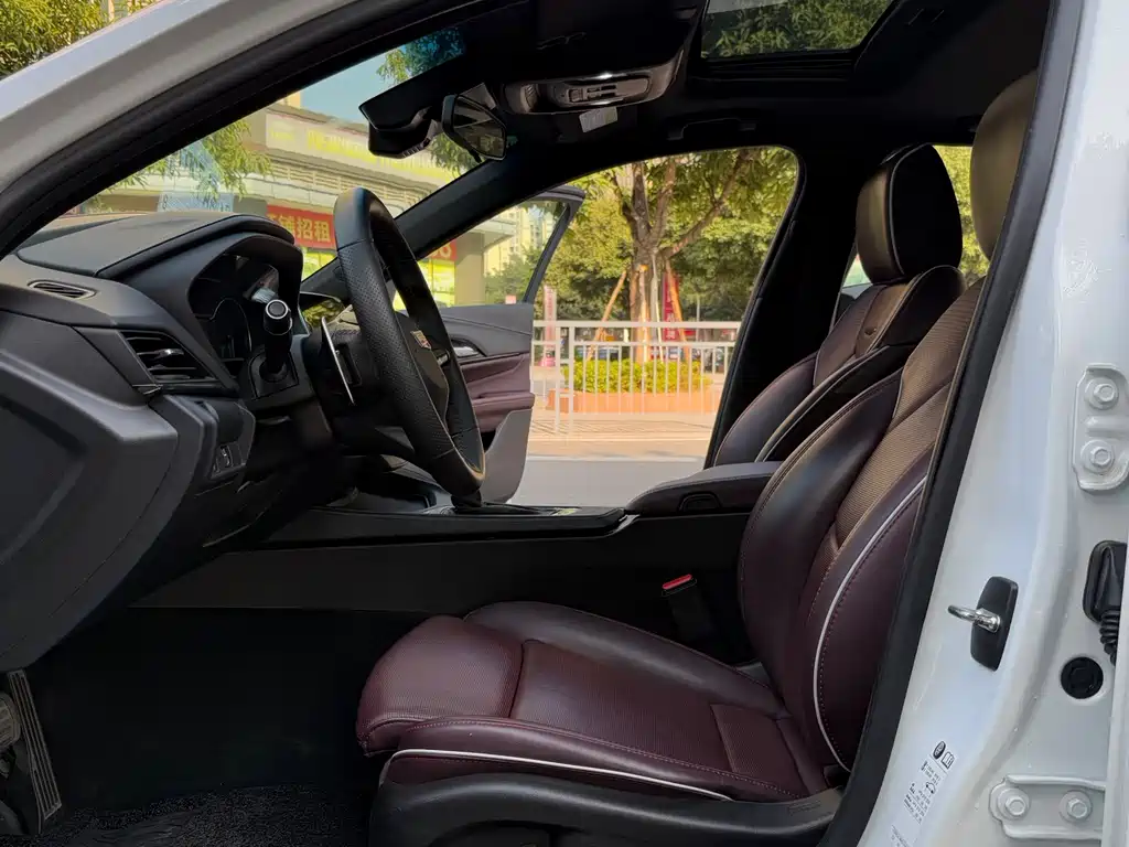 Cadillac Cadillac CT4 2022 28T Luxury 2022 - thumbnail 21