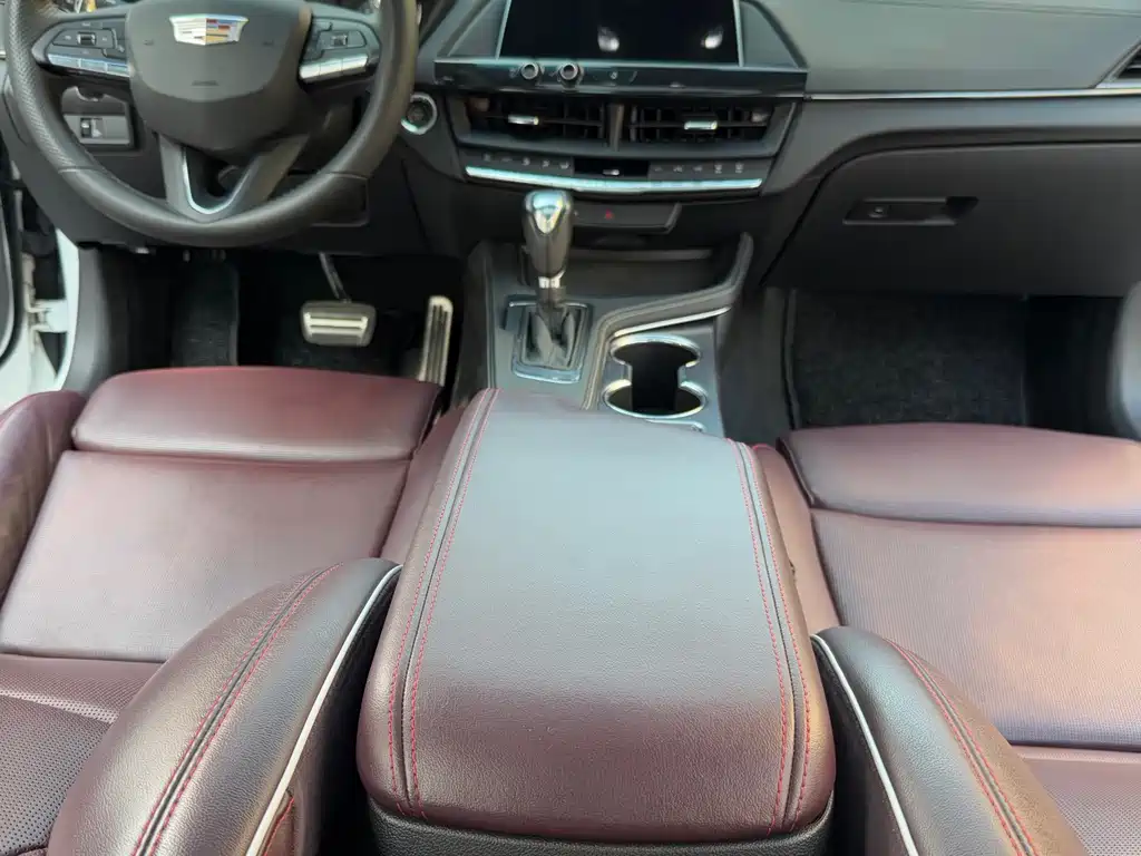 Cadillac Cadillac CT4 2022 28T Luxury 2022 - thumbnail 28