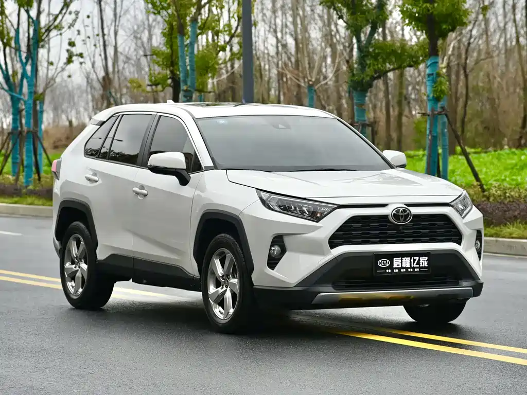Toyota RAV4 2020 2.0L CVT 2WD Fashion Edition 2020 - thumbnail 3