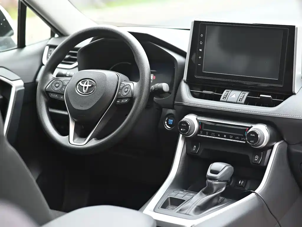Toyota RAV4 2020 2.0L CVT 2WD Fashion Edition 2020 - thumbnail 6