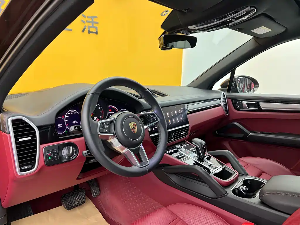 Porsche Porsche Cayenne 2023 3.0T Platinum Edition 2024 - thumbnail 4