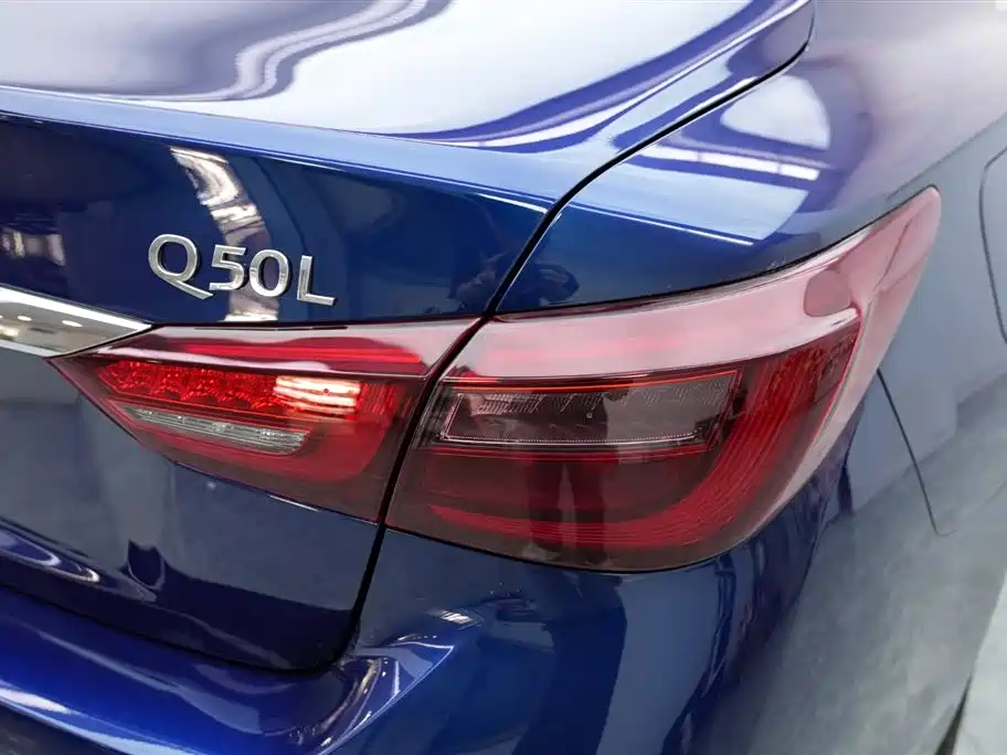 Infiniti Infiniti Q50L 2021 2.0T Elegant Edition 2022 - thumbnail 18