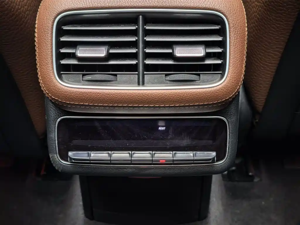 Mercedes-Benz Mercedes-Benz GLS 2024 GLS 450 4MATIC Luxury Model 2024 - thumbnail 13