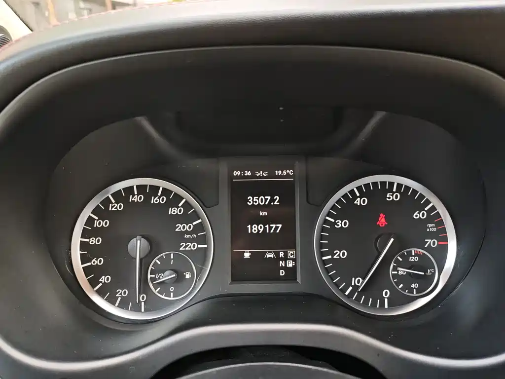 Mercedes-Benz Mercedes-Benz Metris 2016 2.0T US Specification 2017 - thumbnail 10