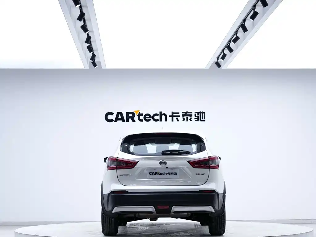 Nissan Nissan Qashqai 2022 2.0L CVT XV Premium Edition 2022 - thumbnail 3