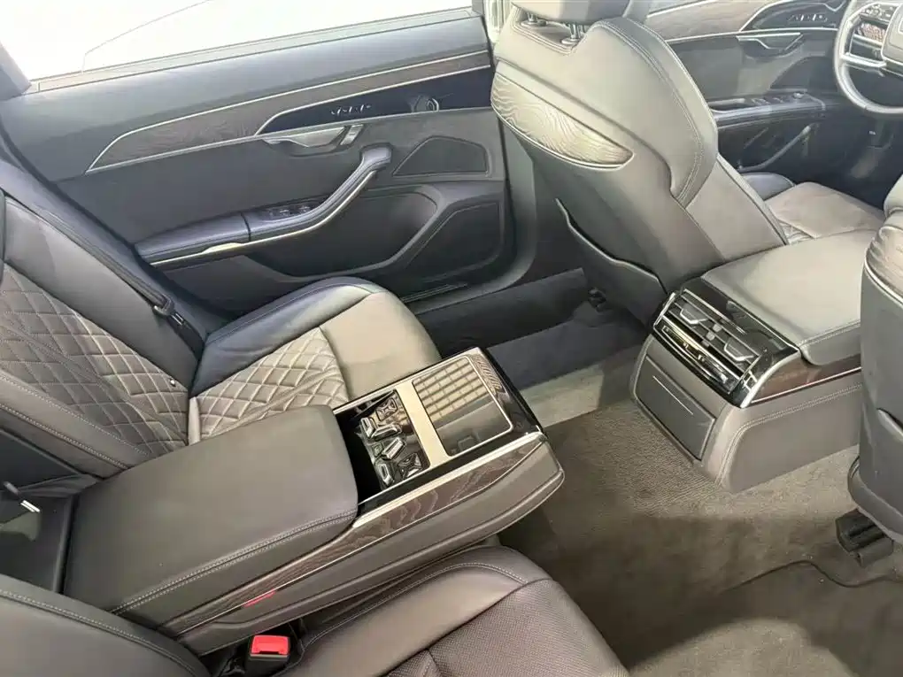 Audi Audi A8 2023 A8L 50 TFSI quattro Premium Selection 2022 - thumbnail 19