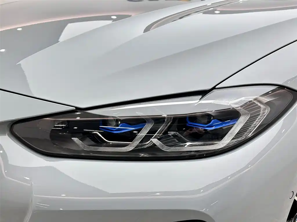 BMW BMW 4 Series 2022 425i Gran Coupe M Sport Shadowline Package 2023 - thumbnail 18