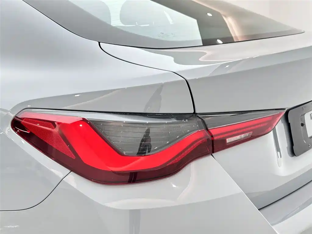 BMW BMW 4 Series 2022 425i Gran Coupe M Sport Shadowline Package 2023 - thumbnail 20