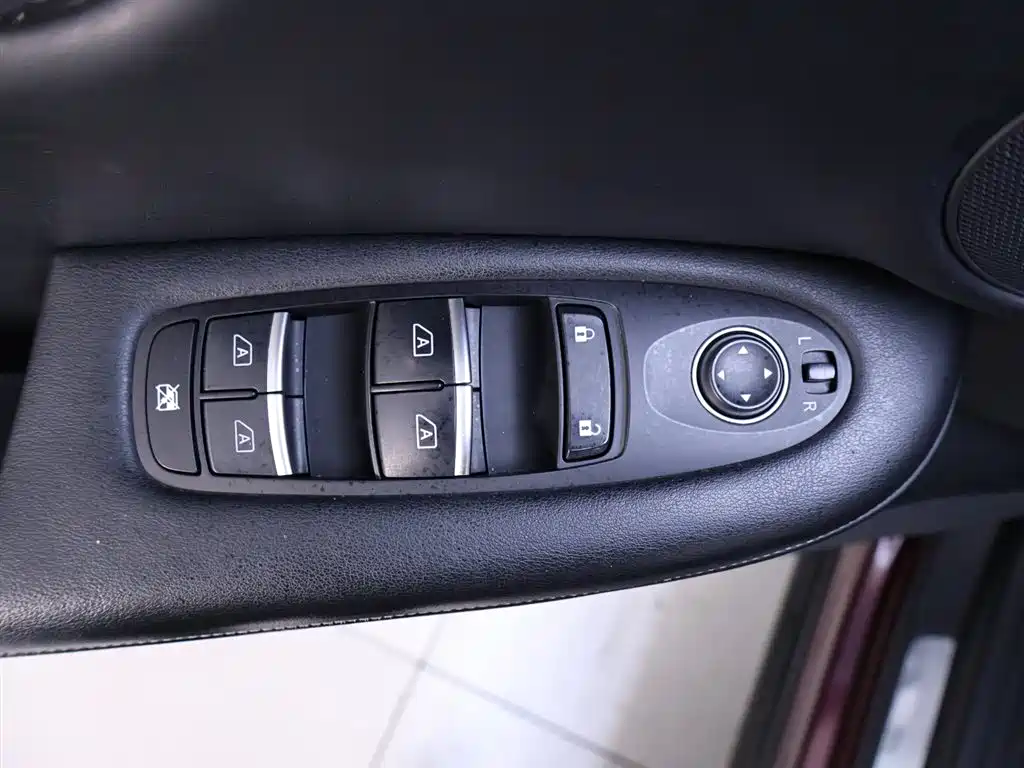 Infiniti Infiniti QX50 2018 2.0T FWD Fashion Edition 2020 - thumbnail 17