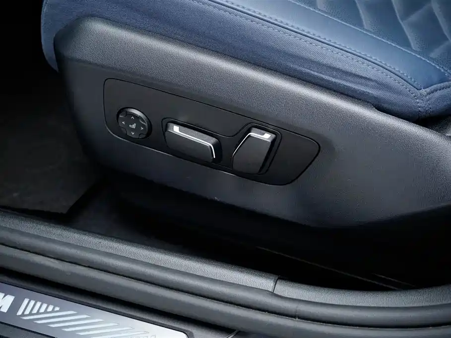 BMW BMW i5 2024 eDrive 35L Premium M Sport Package 2024 - thumbnail 8