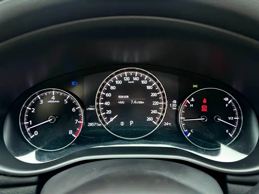 Mazda Mazda 3 Axela 2022 2.0L Automatic Black Edition 2023 - thumbnail 21