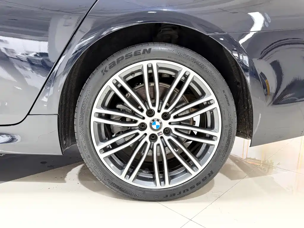 BMW BMW 5 Series 2018 530Li xDrive M Sport Package 2018 - thumbnail 10