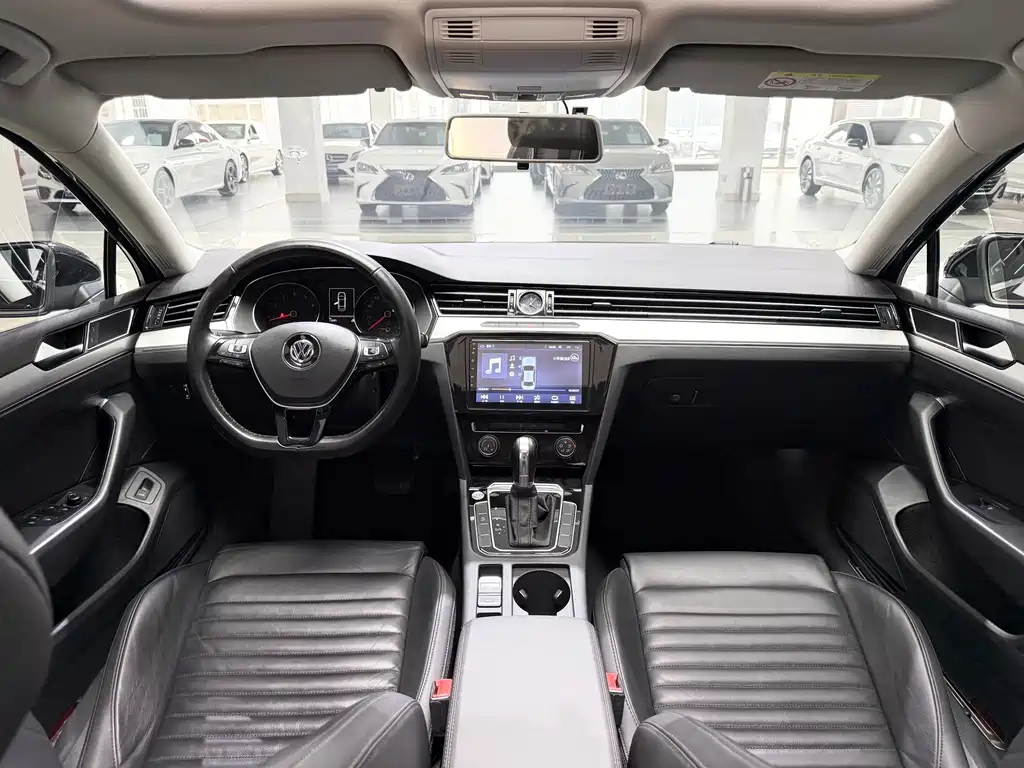 Volkswagen Magotan 2019 330TSI DSG Leading Model VI 2019 - thumbnail 11
