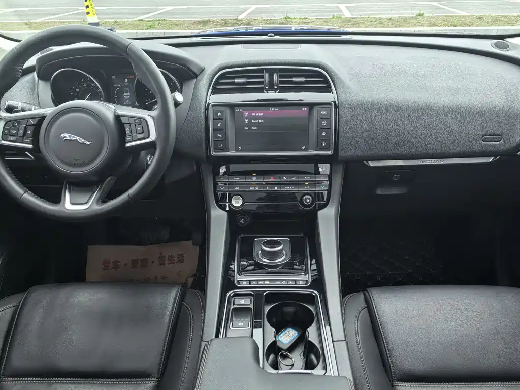 Jaguar Jaguar F-PACE 2018 2.0T AWD Urban Premium Edition 2018 - thumbnail 14