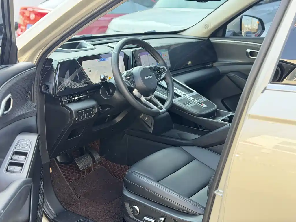 Haval Haval H6 MAX 2023 1.5L Hi4 105 AWD Intelligent Flagship Edition 2024 - thumbnail 4
