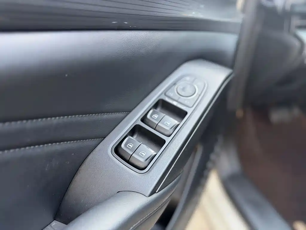 Haval Haval H6 MAX 2023 1.5L Hi4 105 AWD Intelligent Flagship Edition 2024 - thumbnail 6