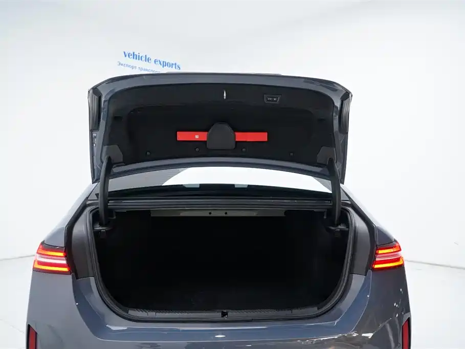 BMW BMW i5 2024 eDrive 35L Premium M Sport Package 2024 - thumbnail 11