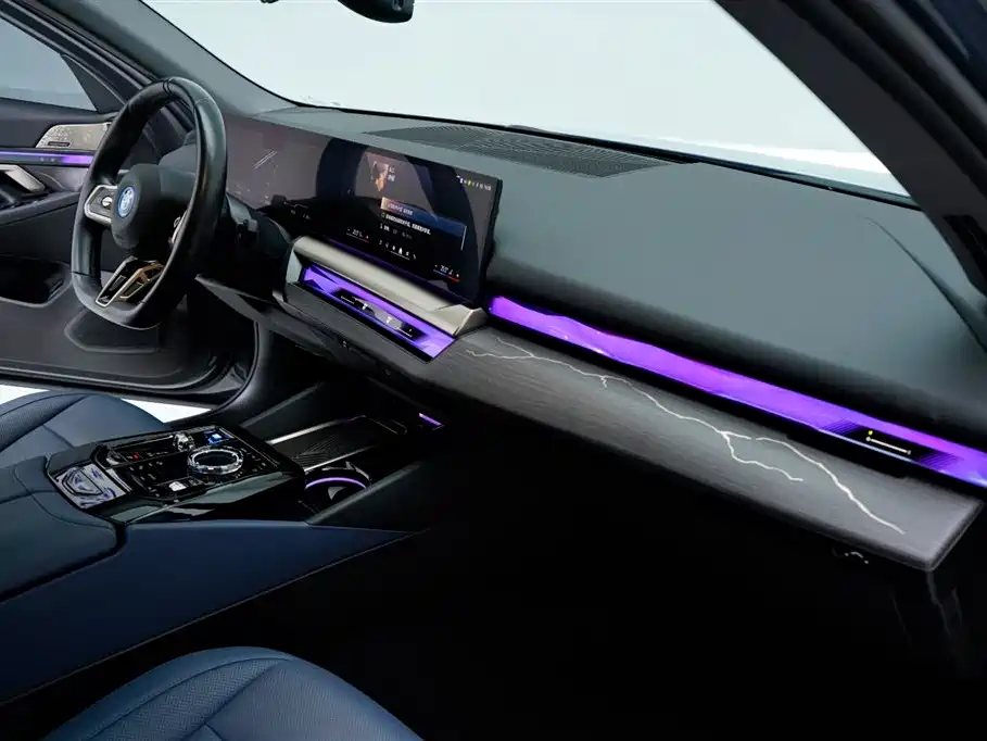 BMW BMW i5 2024 eDrive 35L Premium M Sport Package 2024 - thumbnail 22