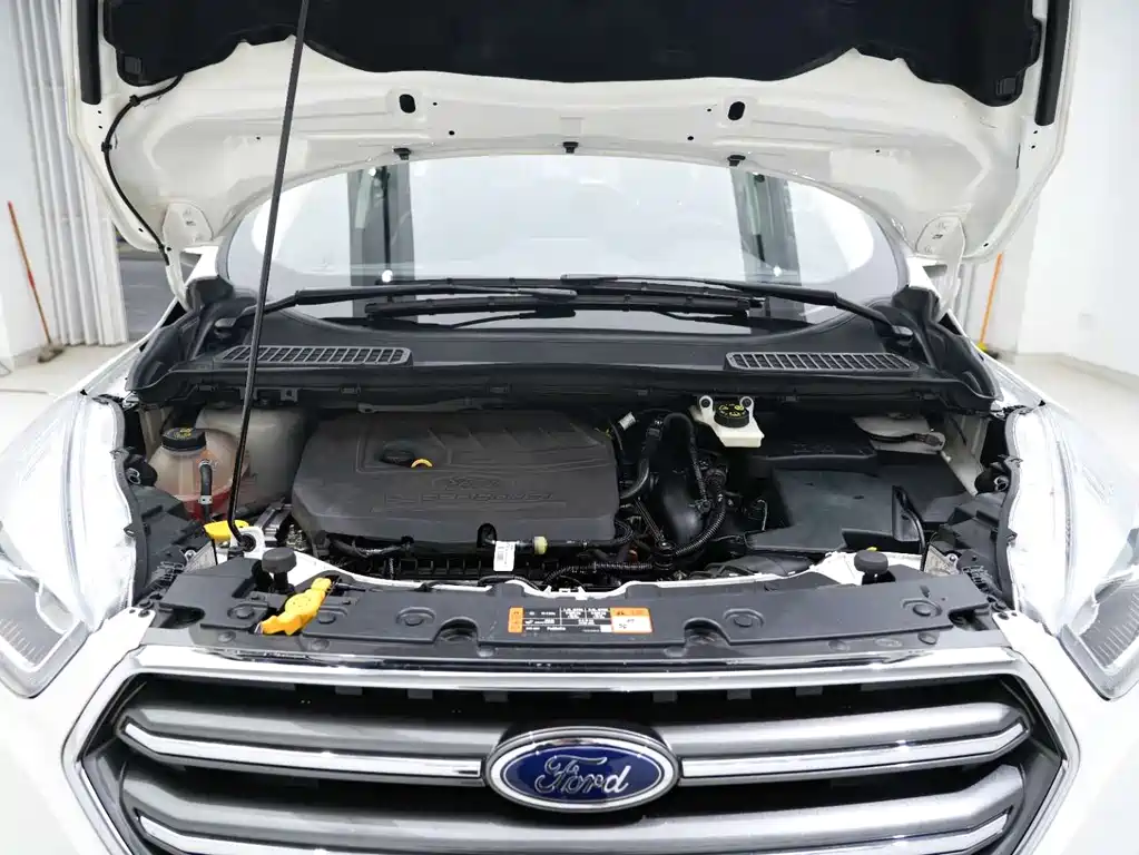 Ford Ford Escape 2019 EcoBoost 180 2WD Platinum Edition VI 2021 - thumbnail 9
