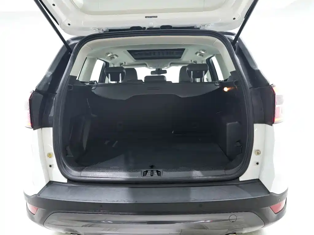 Ford Ford Escape 2019 EcoBoost 180 2WD Platinum Edition VI 2021 - thumbnail 10